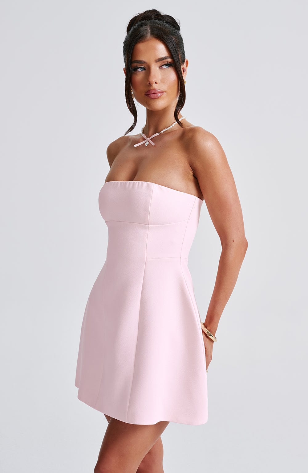 Asha Mini Dress Blush – Vestido Mini Asha Blush, Delicadeza e Elegância em Uma Peça Sofisticada