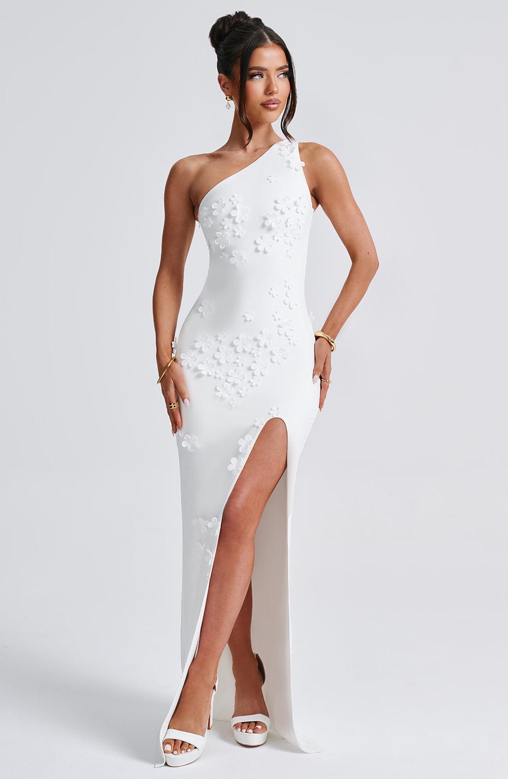 Cynthia Maxi Dress Ivory - Vestido Longo Cynthia Marfim, Elegância Atemporal e Sofisticação Exclusiva