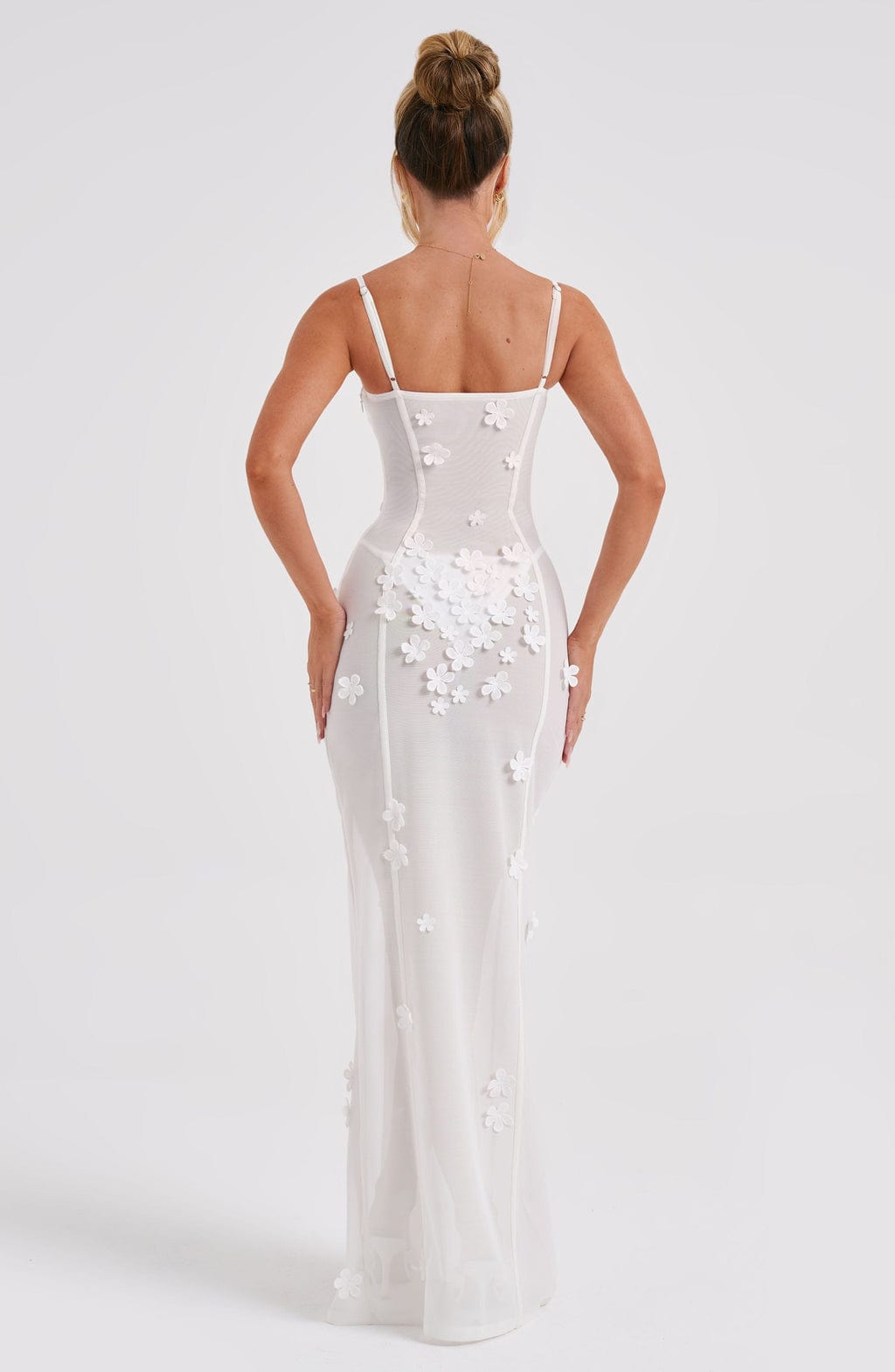 Dalary Maxi Dress Ivory – Vestido Longo Dalary Marfim, Elegância e Sofisticação Intocável