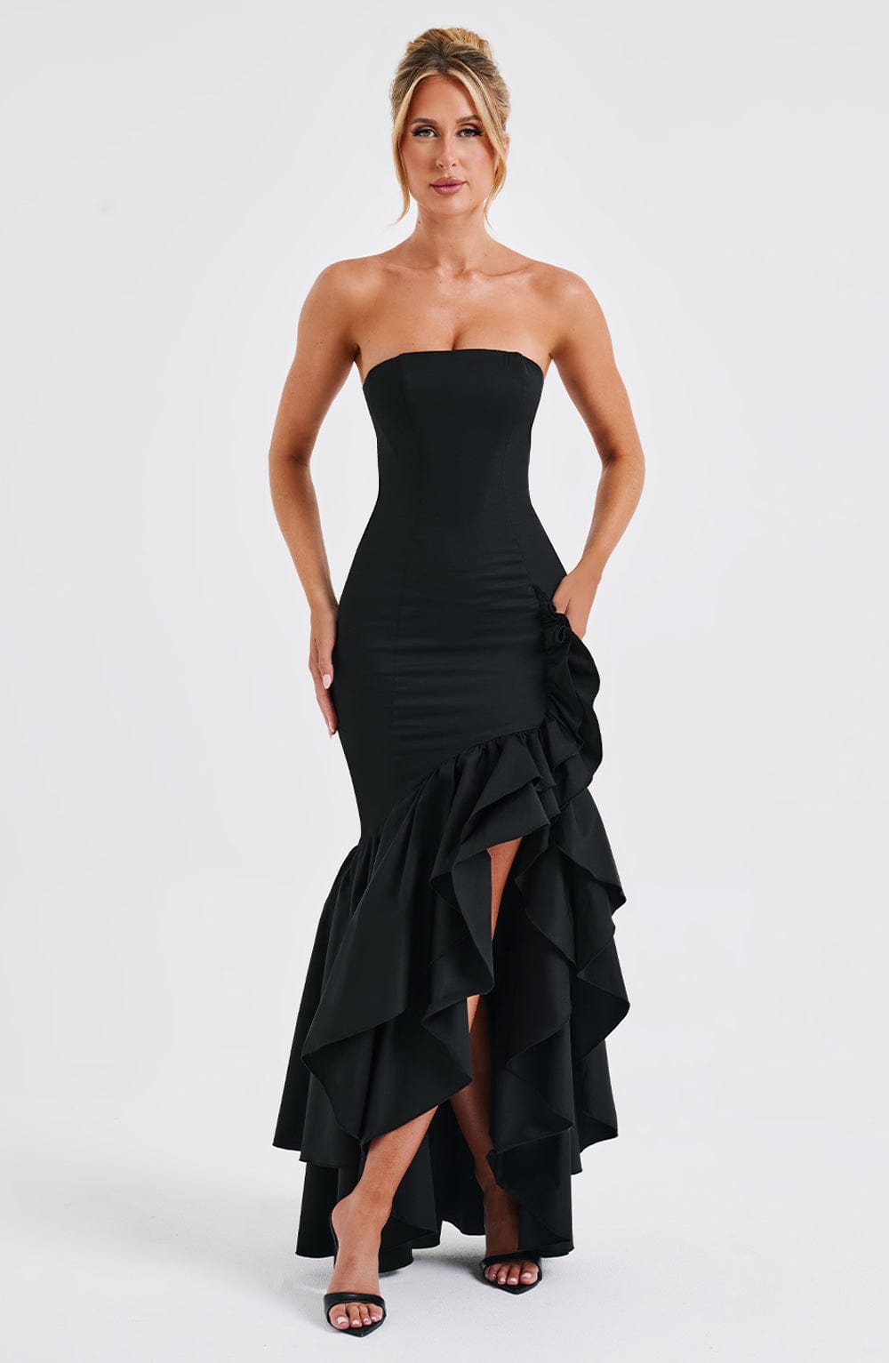 Angelina Maxi Dress Black - Vestido Longo Angelina Preto, Sofisticação Atemporal e Elegância Refinada