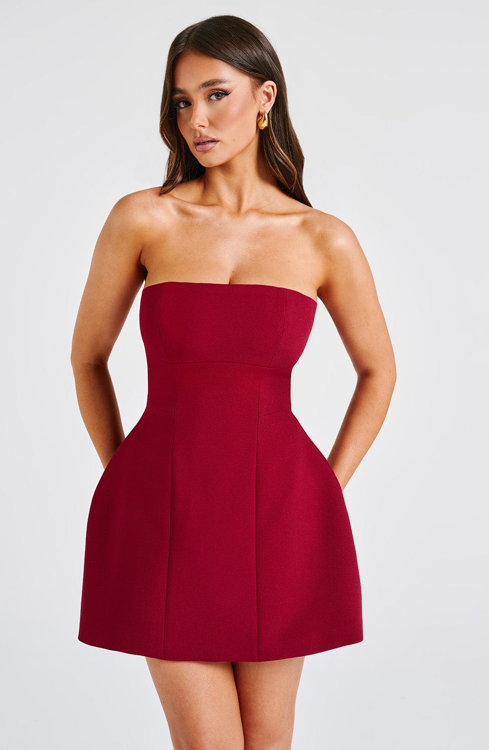 Asha Mini Dress Red – Vestido Mini Asha Vermelho, Sofisticação e Estilo Apaixonante