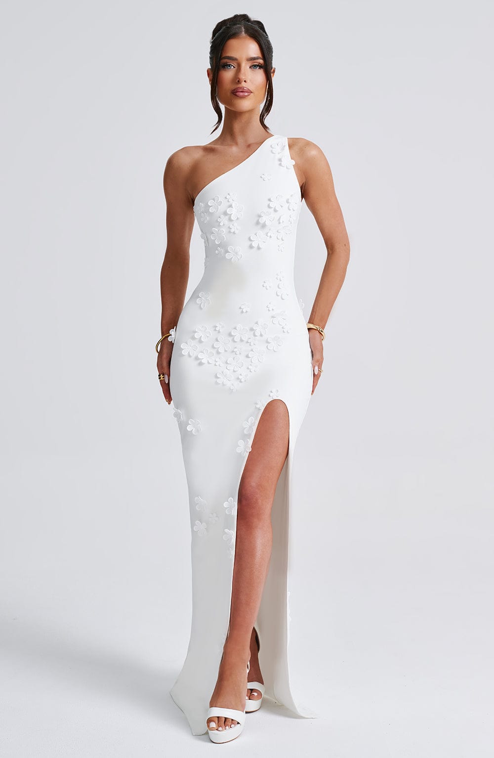 Cynthia Maxi Dress Ivory - Vestido Longo Cynthia Marfim, Elegância Atemporal e Sofisticação Exclusiva